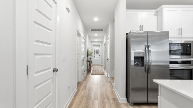 854 Nightingale Ave, Hendersonville, TN 37075