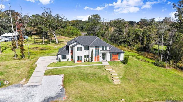 9825 Fawn View Dr, Baton Rouge, LA 70817