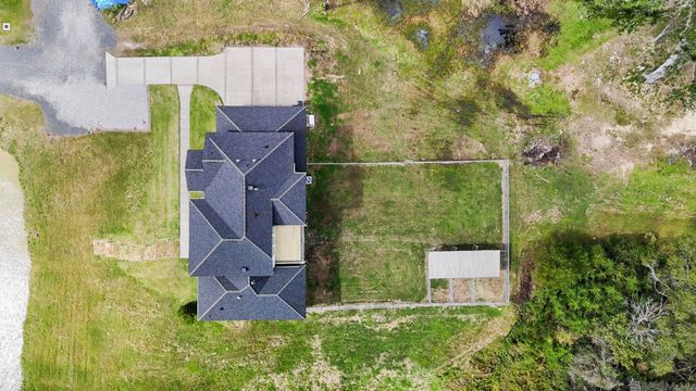 9825 Fawn View Dr, Baton Rouge, LA 70817