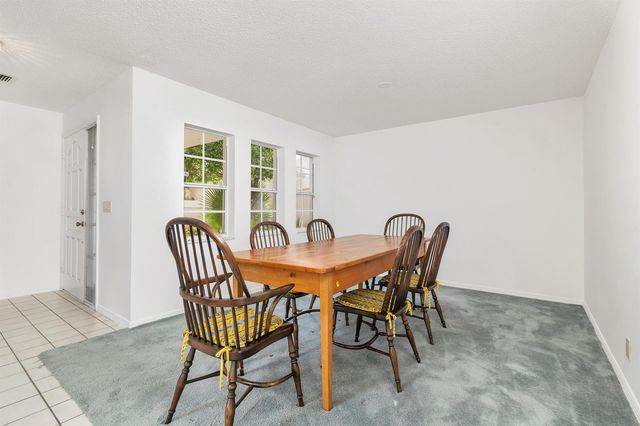 22 Selby Lane, Palm Beach Gardens, FL 33418