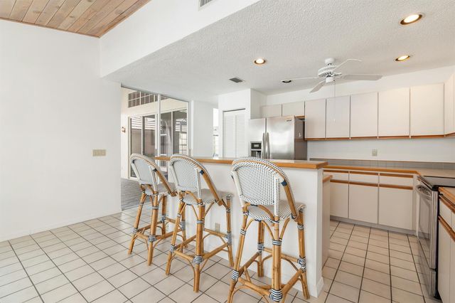 22 Selby Lane, Palm Beach Gardens, FL 33418