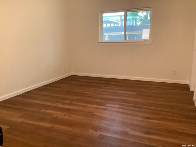 1047 Victoria Crossing, San Antonio, TX 78245