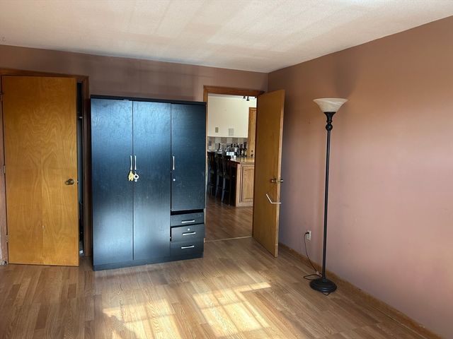 105 Ridgewood Ln 22, Gardner, MA 01440