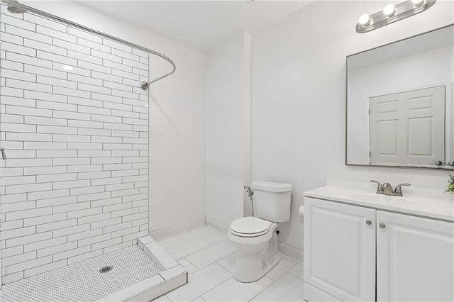1008 Woodtrace Lane, Auburn, GA 30011