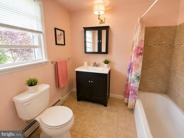 258 W 5TH AVE, Trappe, PA 19426