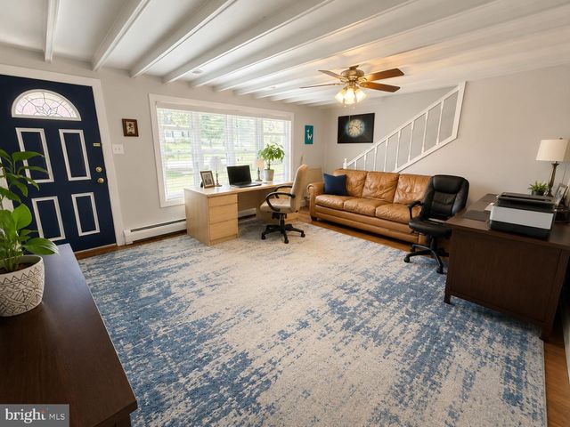 258 W 5TH AVE, Trappe, PA 19426
