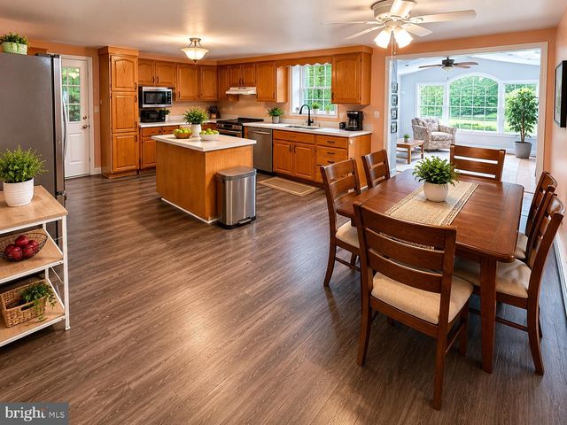 258 W 5TH AVE, Trappe, PA 19426