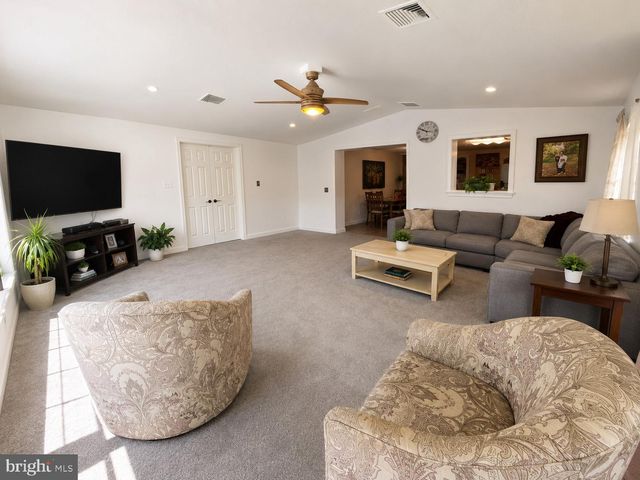 258 W 5TH AVE, Trappe, PA 19426