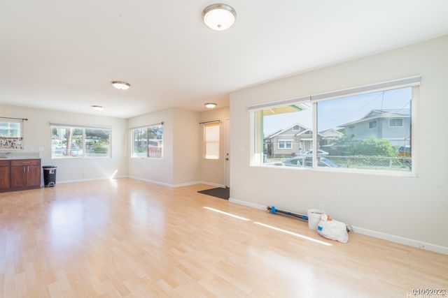 1270 Palolo Avenue, Honolulu, HI 96816