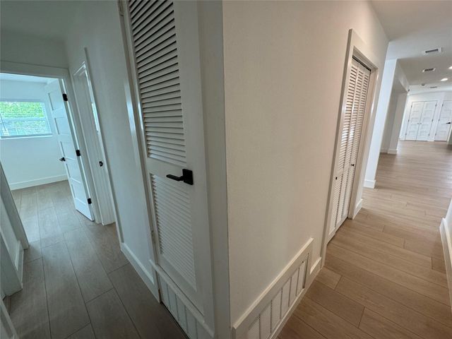 5805 N Hampton DR, Austin, TX 78723