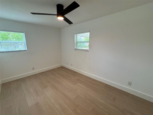 5805 N Hampton DR, Austin, TX 78723