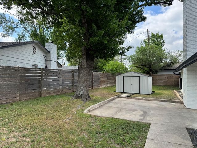 5805 N Hampton DR, Austin, TX 78723