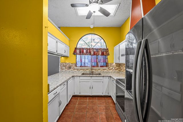 2827 coast plain, San Antonio, TX 78245