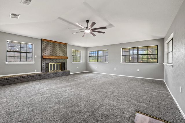 1301 Crestview Drive, Denison, TX 75020