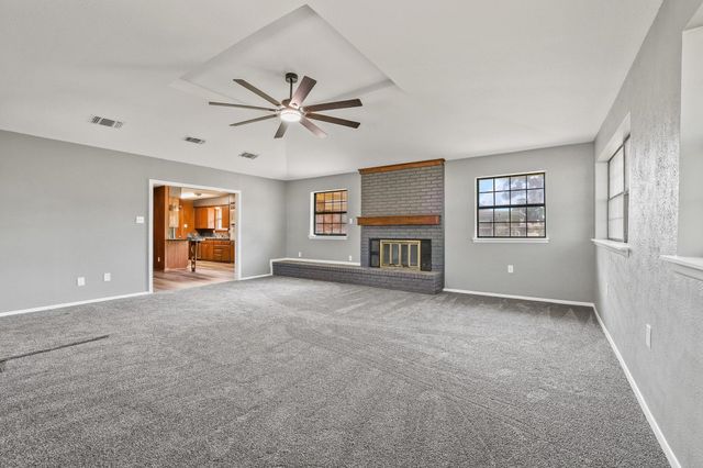 1301 Crestview Drive, Denison, TX 75020
