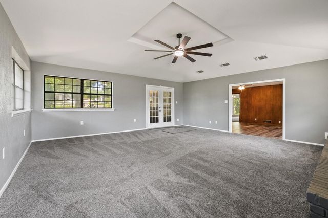 1301 Crestview Drive, Denison, TX 75020