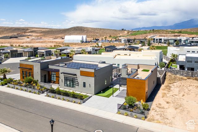 1450 W TORREY PINES RD, Hurricane, UT 84737