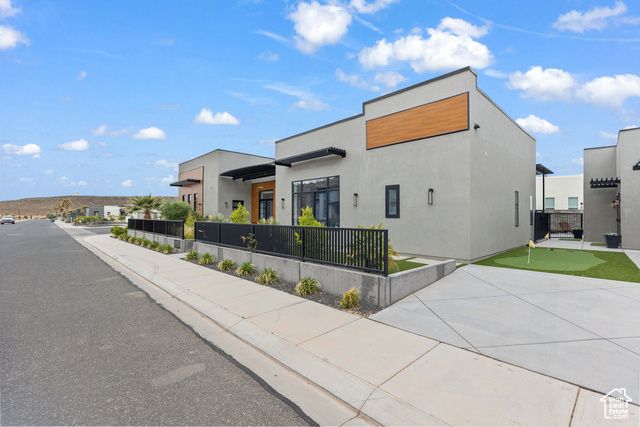 1450 W TORREY PINES RD, Hurricane, UT 84737