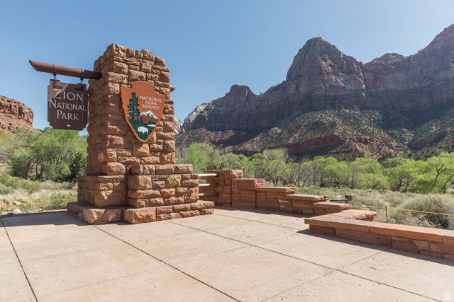 1450 W TORREY PINES RD, Hurricane, UT 84737