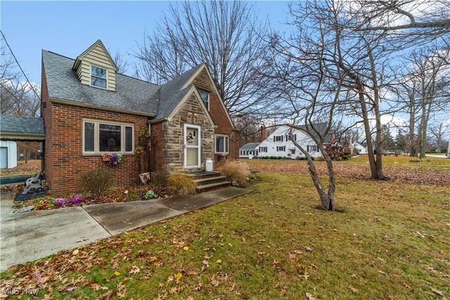 459 Lloyd Road, Euclid, OH 44132