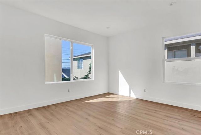 3918 28th Street, Los Angeles, CA 90018