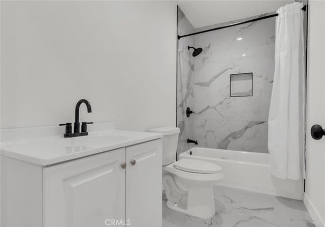 3918 28th Street, Los Angeles, CA 90018