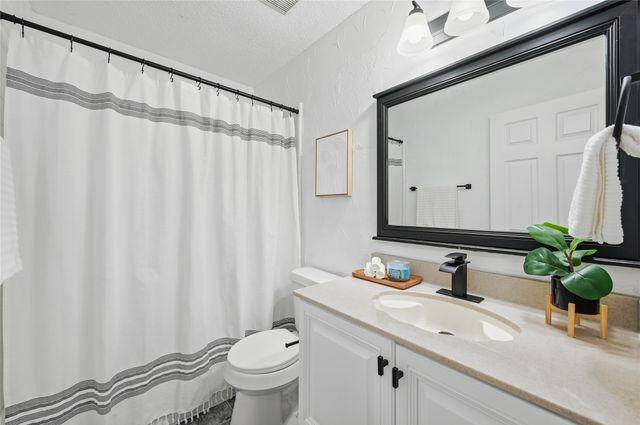 4725 Layla Road, Arlington, TX 76016