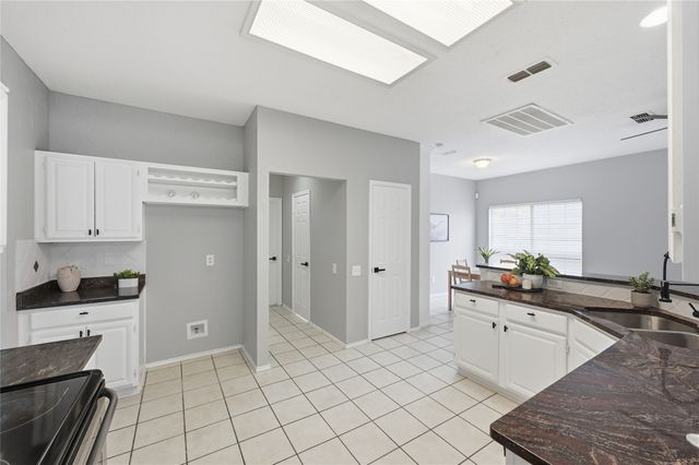 4725 Layla Road, Arlington, TX 76016