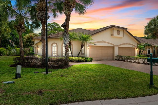 7300 Sea Pines Court, Port St. Lucie, Port St Lucie, FL 34986