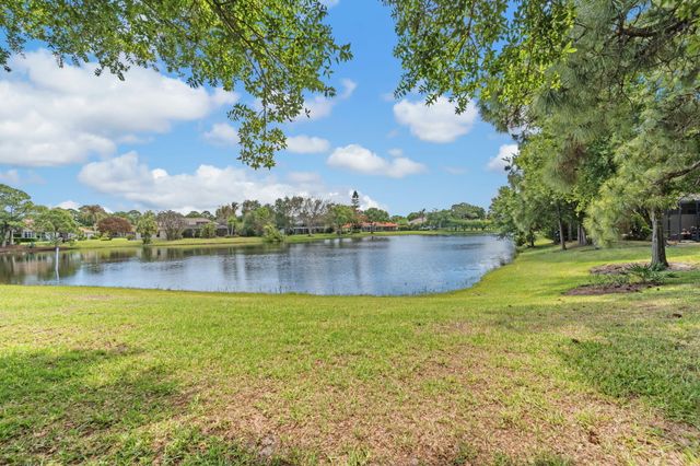 7300 Sea Pines Court, Port St. Lucie, Port St Lucie, FL 34986