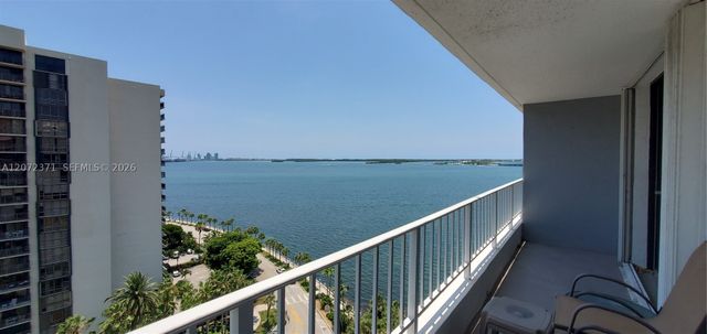 200 SE 15th Rd 16H, Miami, FL 33129