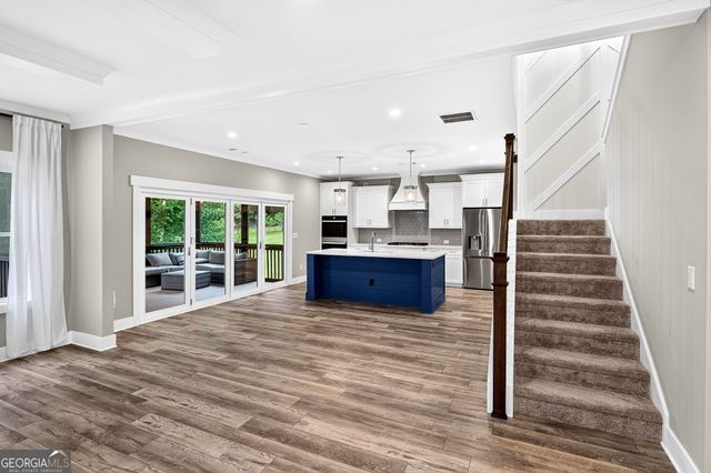 727 Old Collins Road, Hoschton, GA 30548