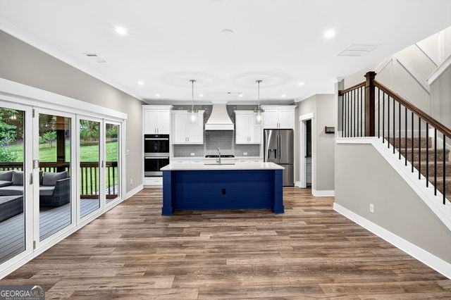 727 Old Collins Road, Hoschton, GA 30548