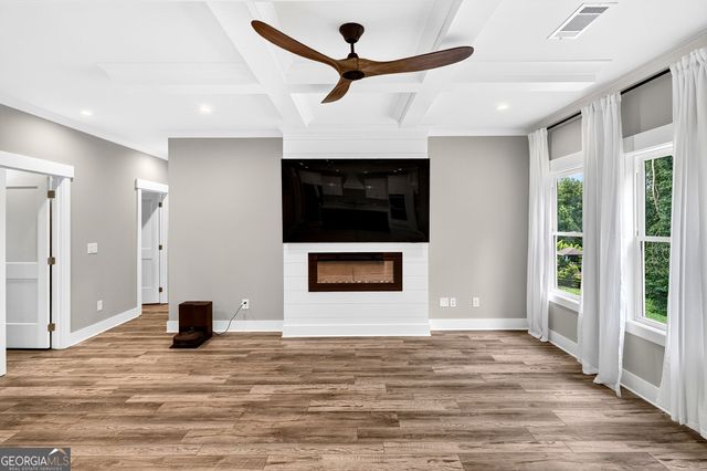 727 Old Collins Road, Hoschton, GA 30548