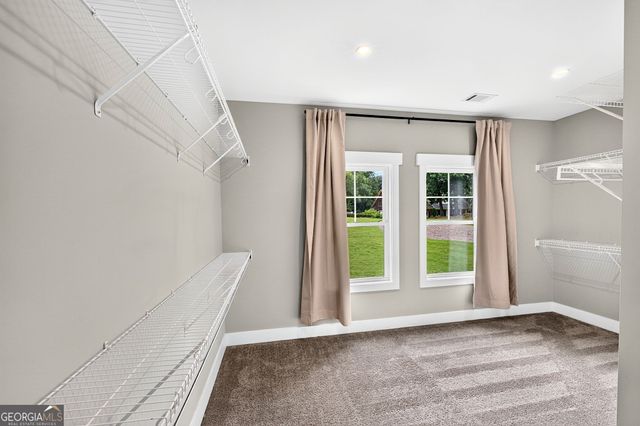 727 Old Collins Road, Hoschton, GA 30548