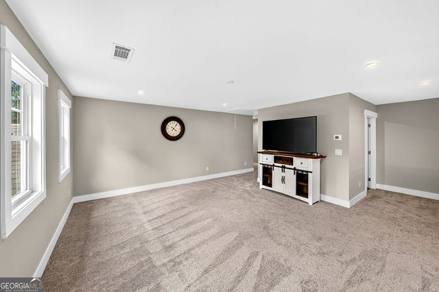 727 Old Collins Road, Hoschton, GA 30548