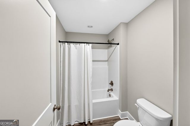 727 Old Collins Road, Hoschton, GA 30548