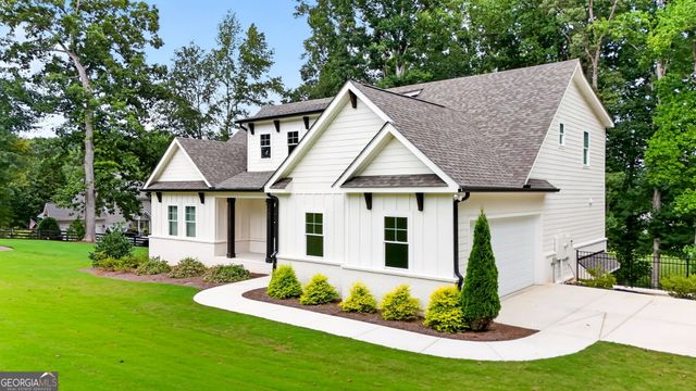 727 Old Collins Road, Hoschton, GA 30548