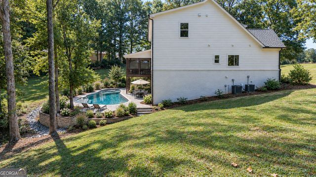727 Old Collins Road, Hoschton, GA 30548