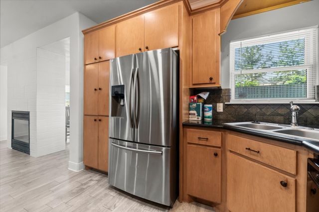 4313 Windswept Drive, Montgomery, TX 77356