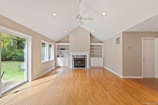 19 Rockledge Road, Katonah, NY 10536