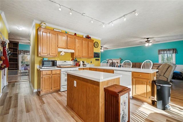 4563 Meadows Road, Powder Springs, GA 30127