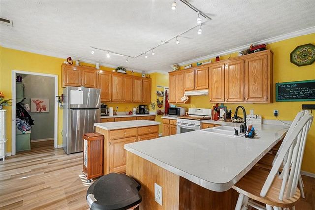 4563 Meadows Road, Powder Springs, GA 30127