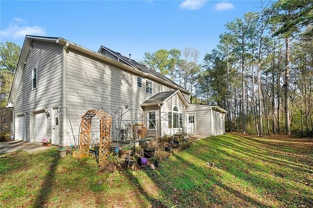 4563 Meadows Road, Powder Springs, GA 30127