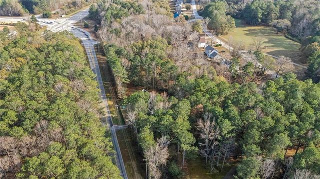 4563 Meadows Road, Powder Springs, GA 30127