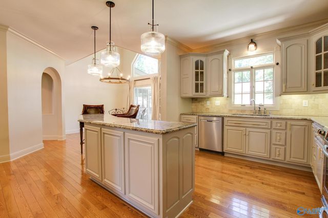 1503 Magnolia Drive, Hartselle, AL 35640