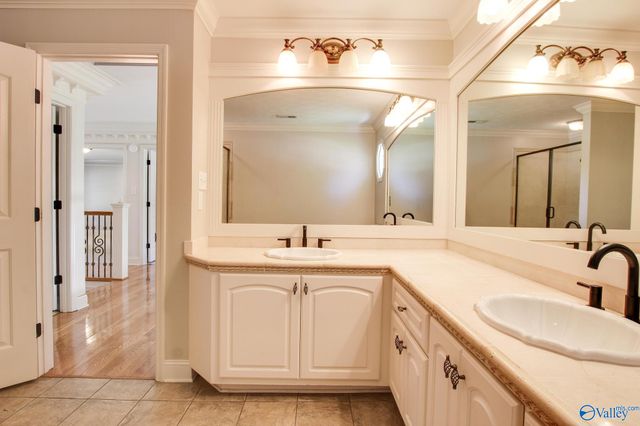 1503 Magnolia Drive, Hartselle, AL 35640