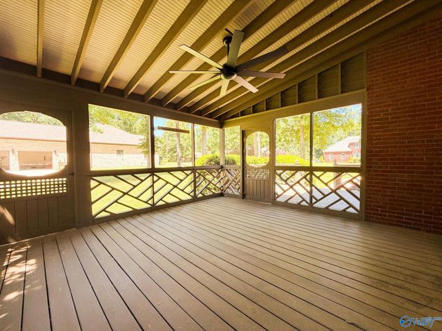1503 Magnolia Drive, Hartselle, AL 35640