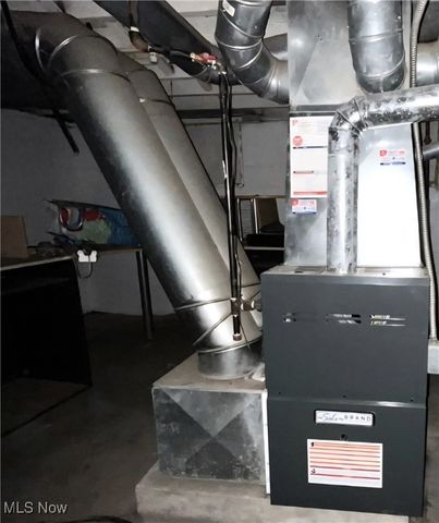 3373 W 86th Street, Cleveland, OH 44102