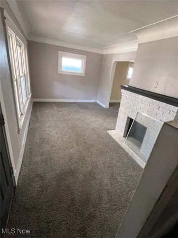 3373 W 86th Street, Cleveland, OH 44102